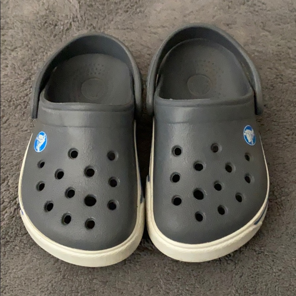 Croc’s size 4.5